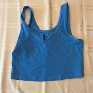 Blue cropped target tee